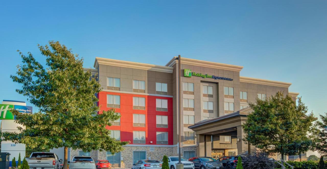 Holiday Inn Express & Suites - Woodstock, On Canada Exterior photo