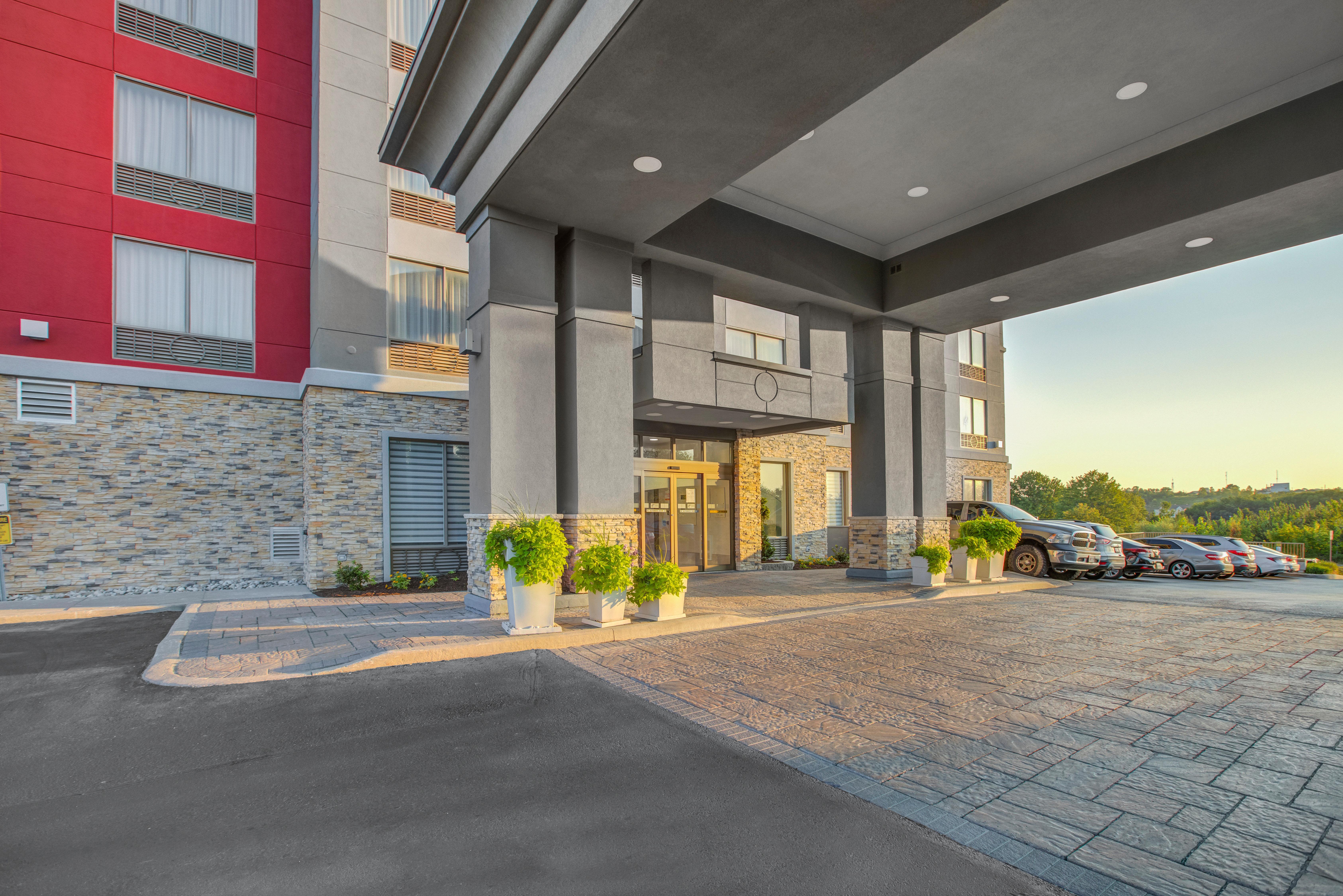 Holiday Inn Express & Suites - Woodstock, On Canada Exterior photo