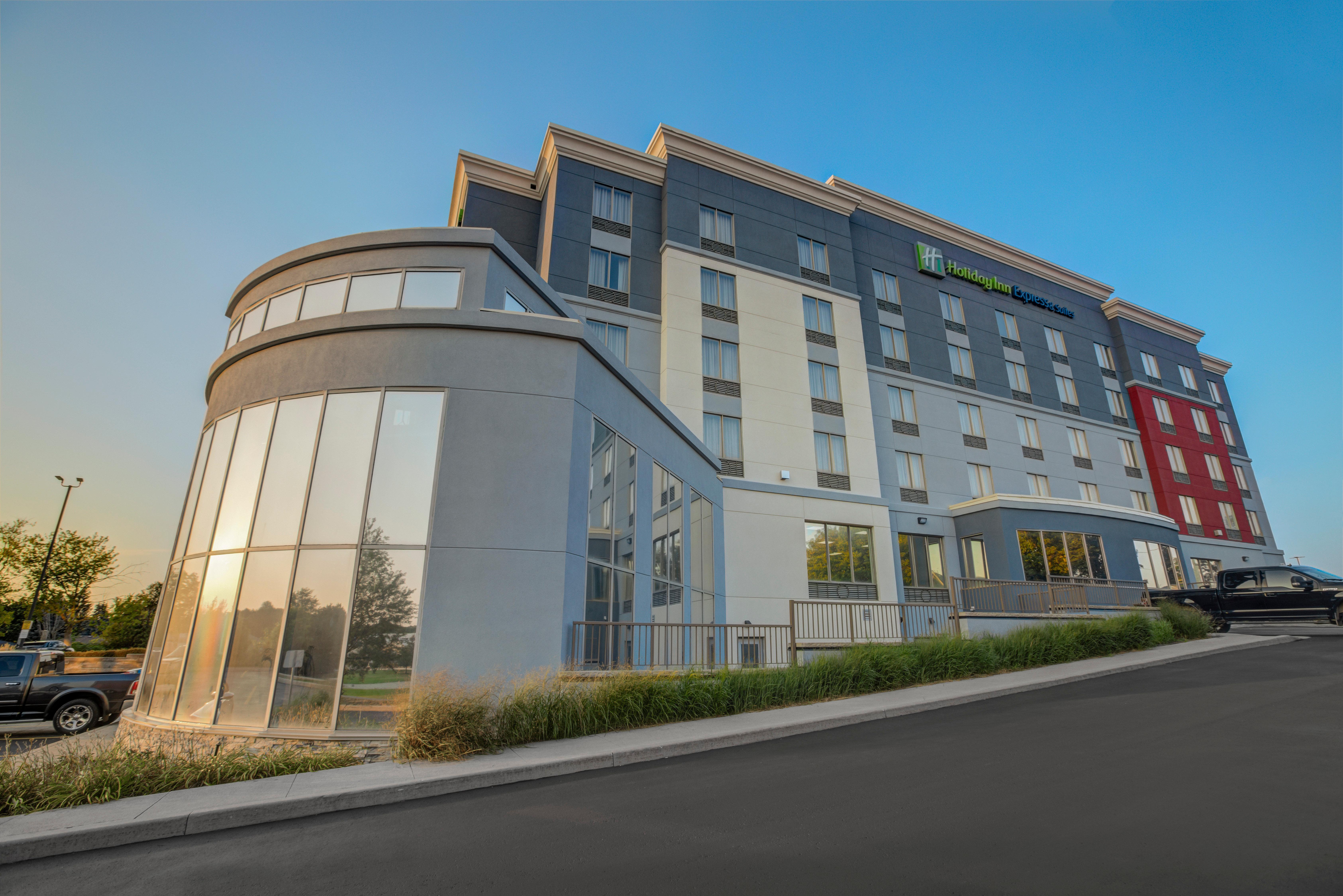 Holiday Inn Express & Suites - Woodstock, On Canada Exterior photo